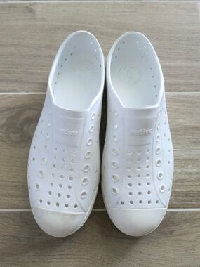 Native Shoes (Size J3)